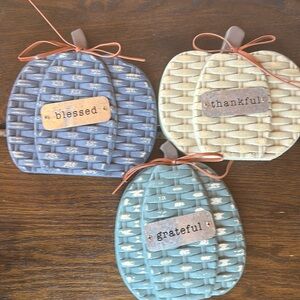 True Comforts Inspirational tabletop decor.